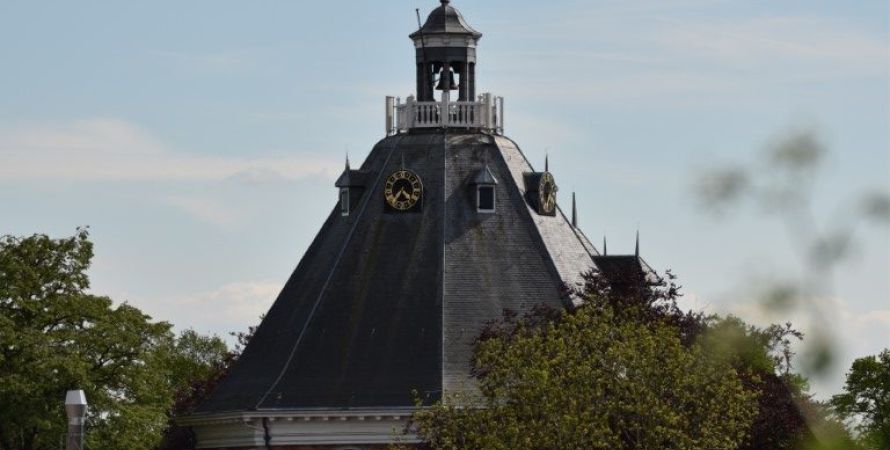 Hemelvaartsdienst - Rondje rond de kerk