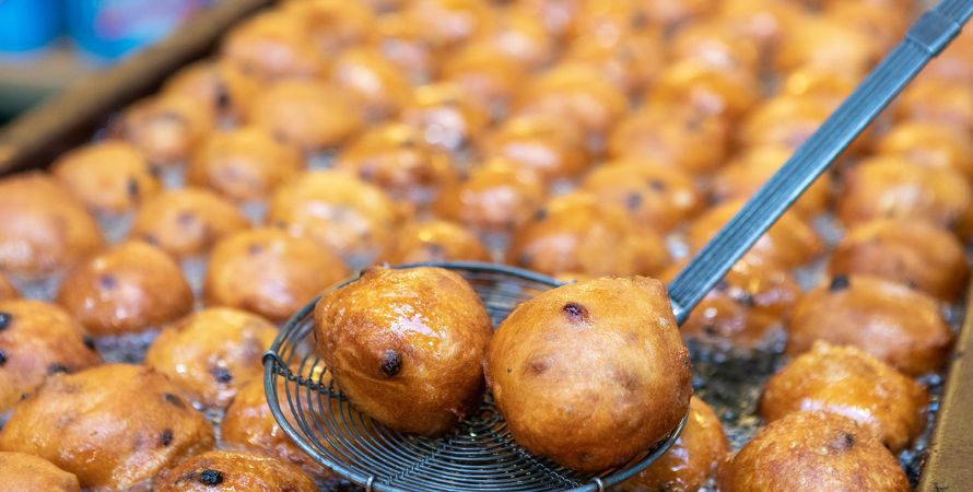 Bestel de oliebollen van Oranjevaan voor een smakelijk Oud en Nieuw
