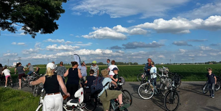 De fietspedalen hebben weer volop gedraaid in en om het dorp